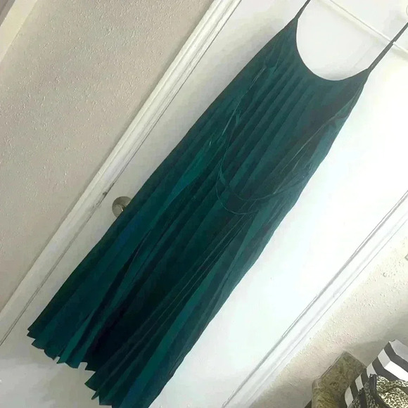 MANGO - NWT size Large 
Pleated Midi Dress - Picture 7 of 14